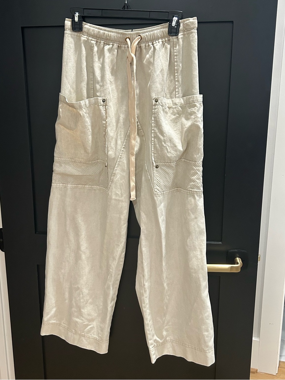 Mustard Seed Natural Cream Cargo Joggers with Drawstring